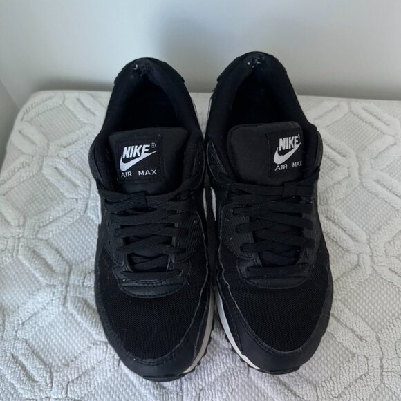 Nike Air Max 90 - Picture 6 of 8